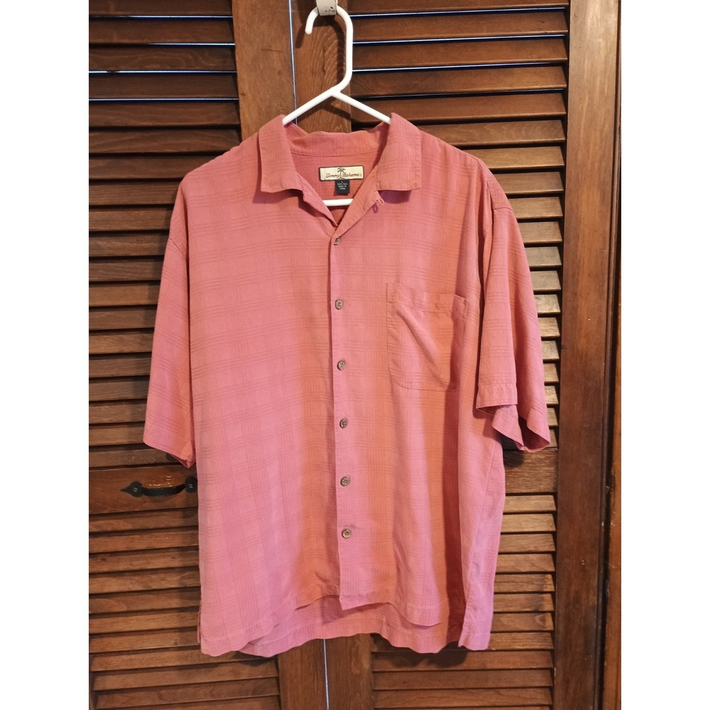 Tommy‎ Bahama 100% Silk Button Up Large Hawaiian Solid Shirt Coral / Salmon